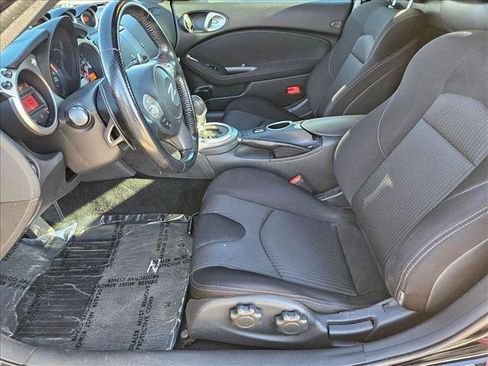 Used 2019 Nissan 370Z Roadster image 15