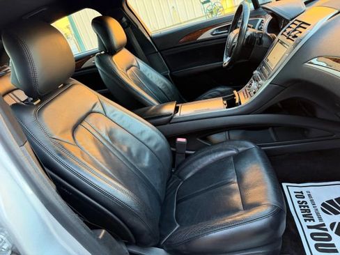 Used 2017 Lincoln MKZ Reserve image 30