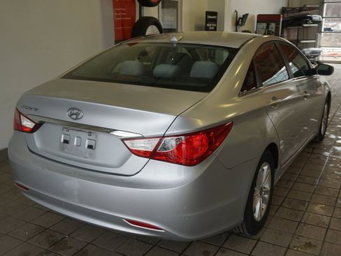 Used 2013 Hyundai Sonata GLS image 11