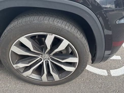 Used 2018 Volkswagen Atlas SEL image 6