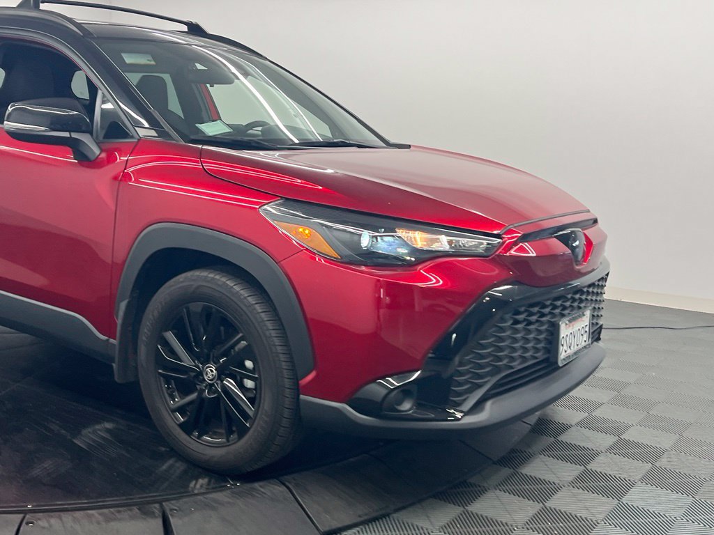 Used 2025 Toyota Corolla Cross AWD Hybrid image 8