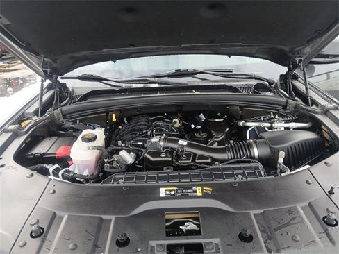 Used 2025 Jeep Grand Cherokee L Limited w/ Black Appearance Package image 27