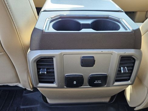 Used 2020 Ford F150 Lariat image 8