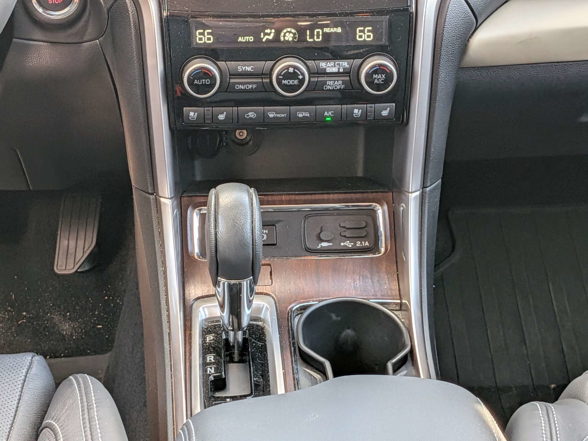 Used 2022 Subaru Ascent Touring AWD/4WD image 19