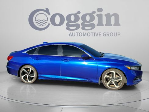 Used 2019 Honda Accord Sport image 5