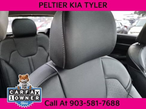 Certified 2022 Kia Sorento SX image 16