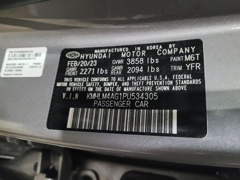 Used 2023 Hyundai Elantra SEL w/ Preferred Accessory Package image 33