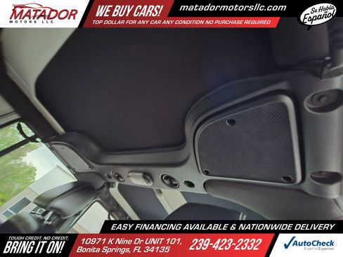 Used 2015 Jeep Wrangler Unlimited Sahara w/ Connectivity Group image 26