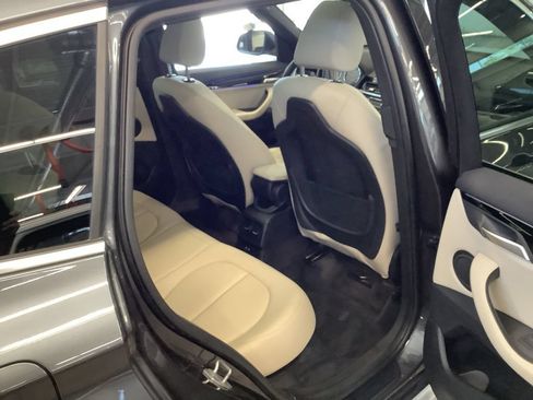 Used 2021 BMW X1 xDrive28i w/ Convenience Package AWD/4WD image 18