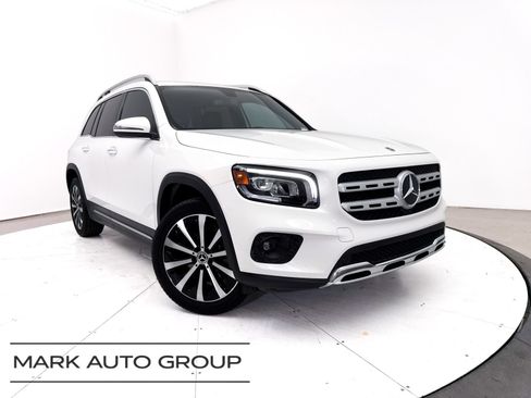 Used 2021 Mercedes-Benz GLB 250 image 1