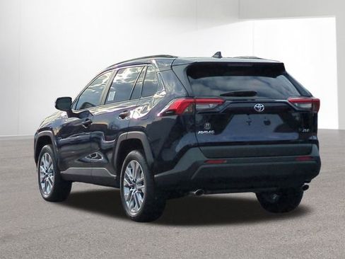 Certified 2025 Toyota RAV4 XLE Premium image 8