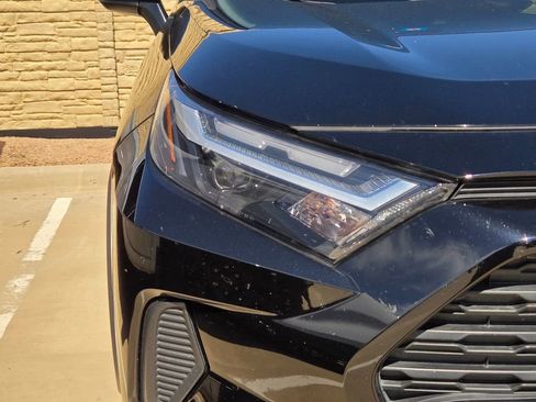 Used 2023 Toyota RAV4 LE FWD image 23