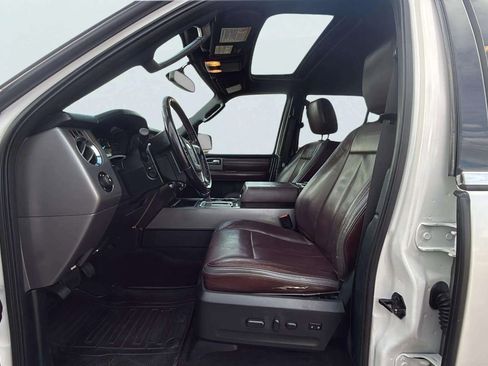 Used 2016 Ford Expedition Platinum image 14