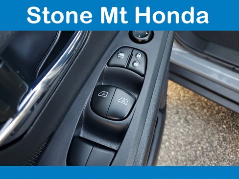 Used 2024 Nissan Kicks SV image 22