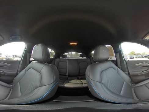 Used 2025 Buick Envista Sport Touring FWD image 41