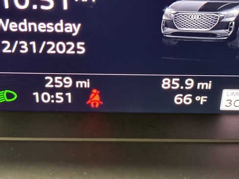 Certified 2025 Audi Q4 e-tron Premium Plus w/ Premium Plus image 23