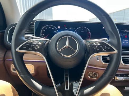 Certified 2024 Mercedes-Benz GLS 450 4MATIC image 25