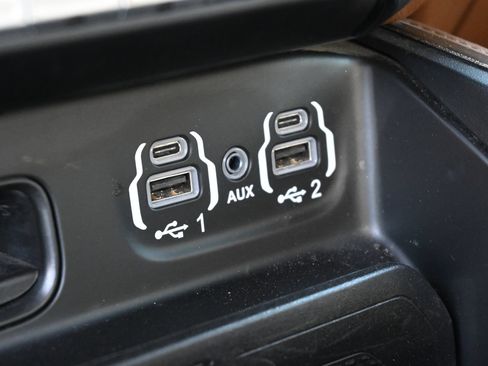 Used 2023 RAM 2500 Limited AWD/4WD image 16