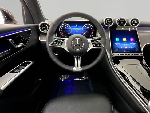 Certified 2026 Mercedes-Benz GLC 300 4MATIC image 8