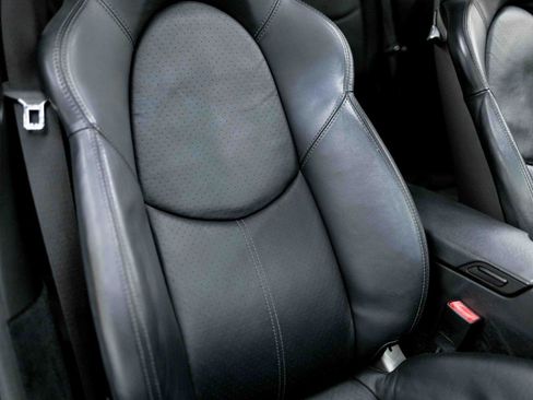 Used 2005 Porsche 911 Carrera S RWD image 52