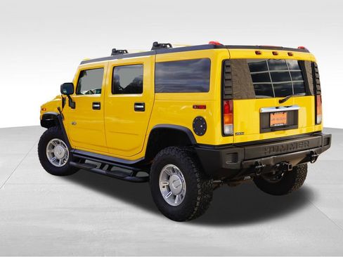 Used 2004 HUMMER H2 w/ Preferred Equipment Group image 7
