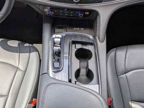Used 2023 Buick Enclave Essence w/ Sport Touring Edition FWD image 19
