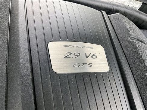 Certified 2022 Porsche Macan GTS AWD/4WD image 34