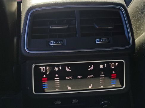 Used 2023 Audi S6 Premium Plus image 12