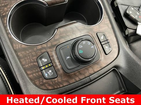 Certified 2023 GMC Acadia Denali AWD/4WD image 12