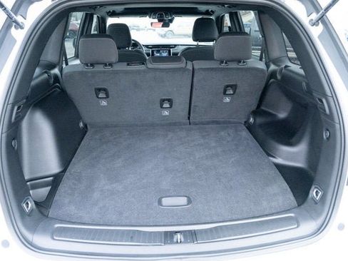 Certified 2025 Jeep Grand Cherokee Laredo X image 33