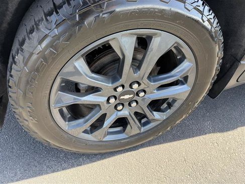 Used 2021 Chevrolet Traverse RS w/ LPO, Floor Liner Package AWD/4WD image 18
