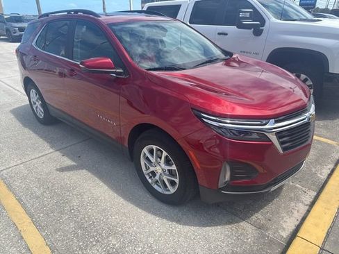 Used 2024 Chevrolet Equinox LT image 1