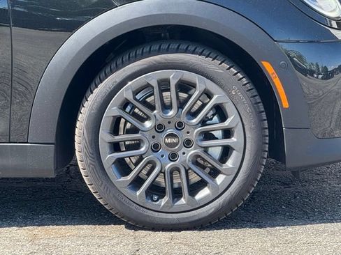 New 2026 MINI Cooper 4-Door Hardtop FWD image 3