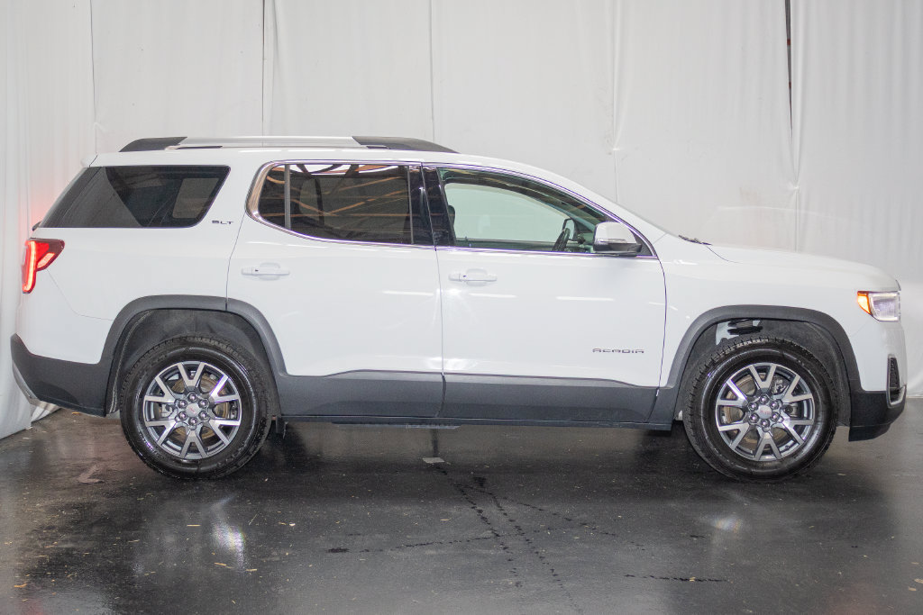Used 2023 GMC Acadia SLT AWD/4WD image 4