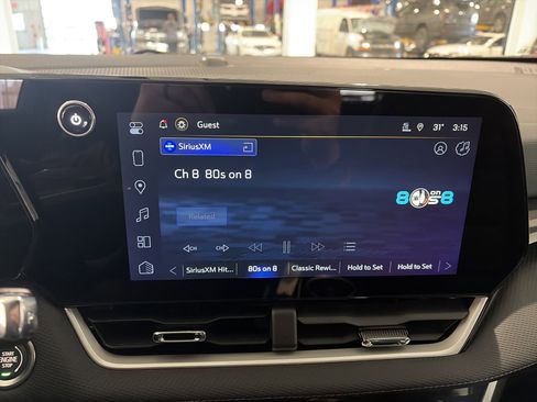 New 2026 Chevrolet Equinox LT w/ Convenience Package II image 20