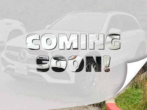 Used 2022 Mercedes-Benz GLC 300 4MATIC image 1