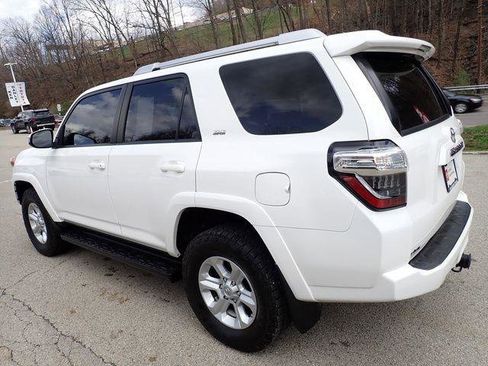 Certified 2018 Toyota 4Runner SR5 Premium image 8