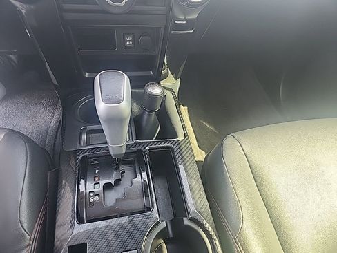 Used 2017 Toyota 4Runner TRD Off-Road Premium image 25