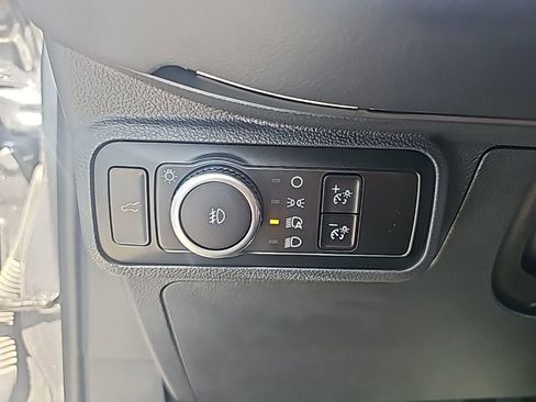 Used 2025 Ford Explorer ST image 15