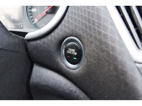 Used 2022 Chevrolet Malibu LT image 21