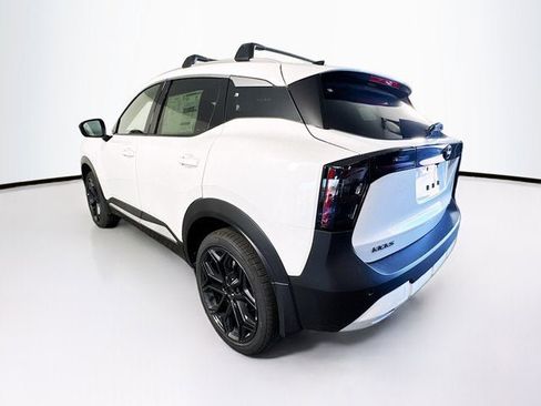 New 2026 Nissan Kicks SR w/ SR Premium Package image 7