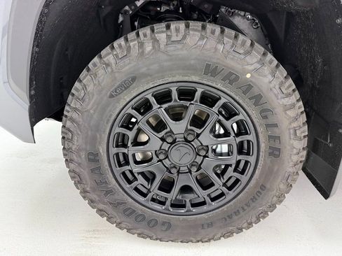 New 2026 Toyota Tundra SR5 w/ SR5 Convenience Package image 7