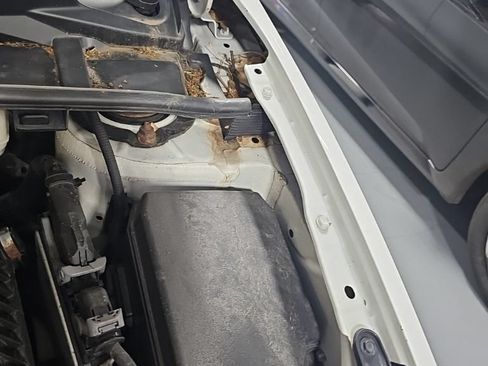 Used 2014 Toyota Corolla LE FWD image 11