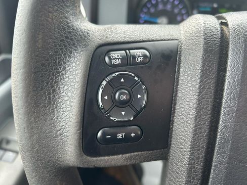 Used 2011 Ford F350 XLT w/ XLT Premium Pkg image 19