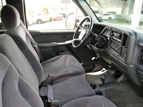 Used 2001 GMC Sierra 3500 4x4 Extended Cab image 32