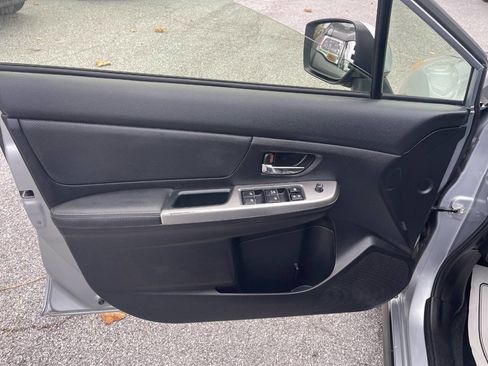 Used 2015 Subaru Crosstrek 2.0i Limited w/ Popular Package #1 image 19