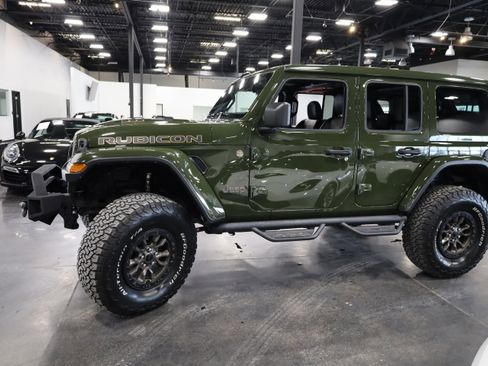 Used 2021 Jeep Wrangler Unlimited Rubicon w/ Trailer Tow Package image 9