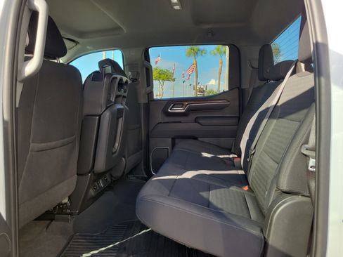 Used 2023 Chevrolet Silverado 1500 LT image 15