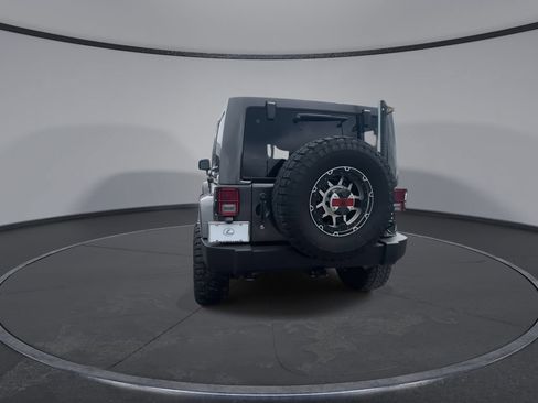 Used 2017 Jeep Wrangler Unlimited Rubicon w/ Cold Weather Group AWD/4WD image 7