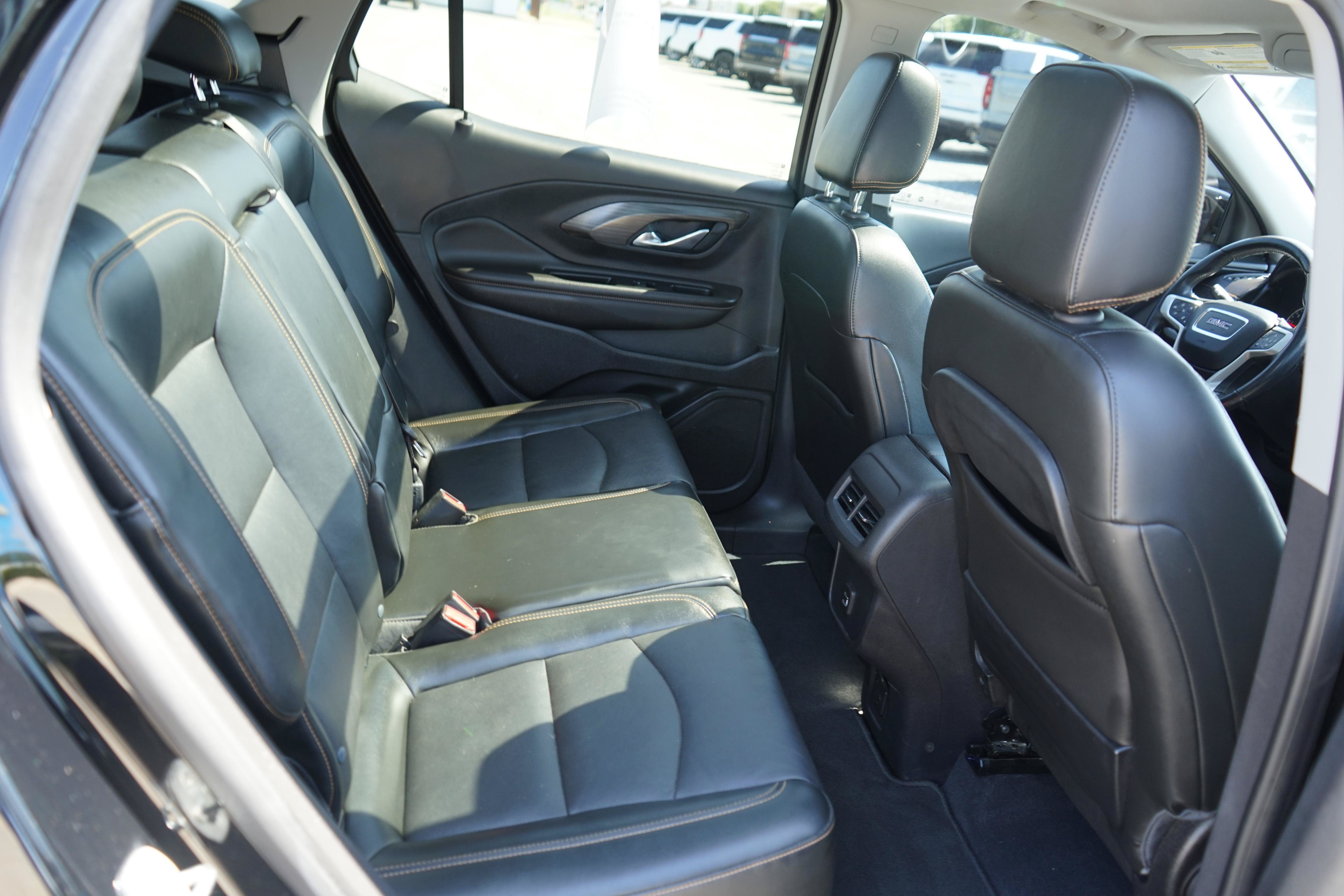 Used 2020 GMC Terrain SLT w/ Preferred Package FWD image 25